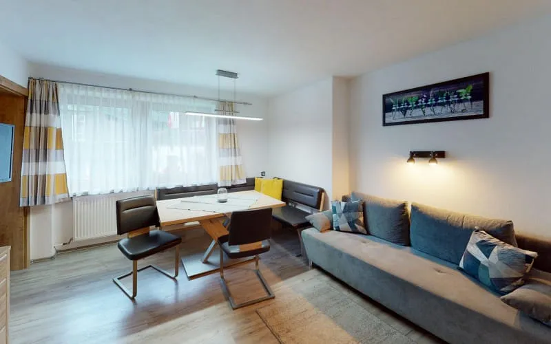 forellenstubeloferlivingroom3.jpg